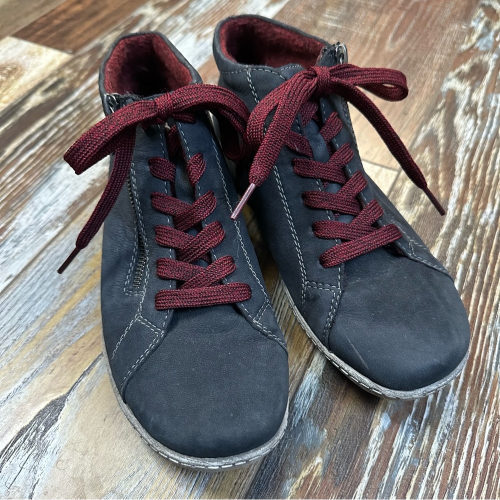 Black High-Top Sneakers with Red Laces